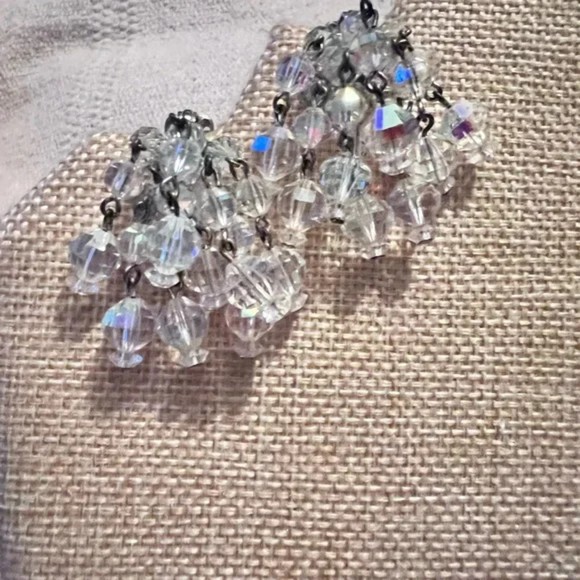 Vintage Laguna A/B Crystal Cha Cha Dangles Clip On Earrings Singed - Picture 1 of 7